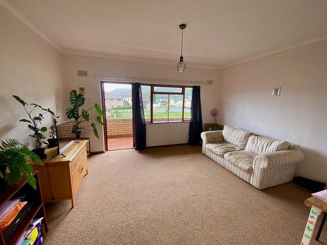 2 Bedroom Property for Sale in Fish Hoek Western Cape